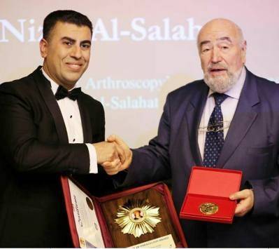 طبيب أردني يفوز بجائزة الممارسة العالمية