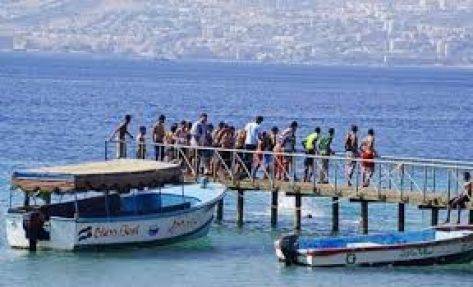 أربع إصابات بتصادم قاربين في العقبة