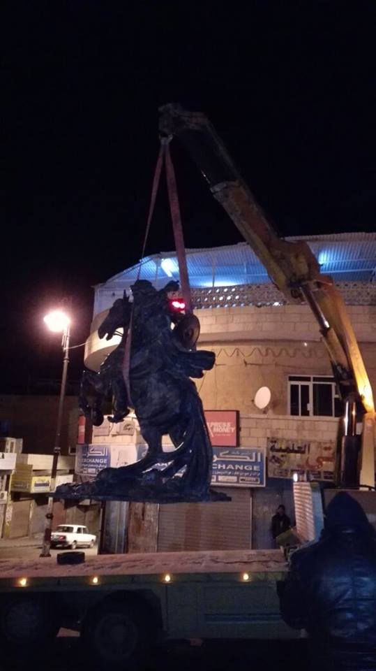 بلدية الكرك توّضح أسباب نقل تمثال القائد صلاح الدين الايوبيّ