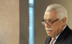 الحلقة السادسة: أمين عمان يستغيث  خلصوني من إفرست بــ الوثائق والفيديو