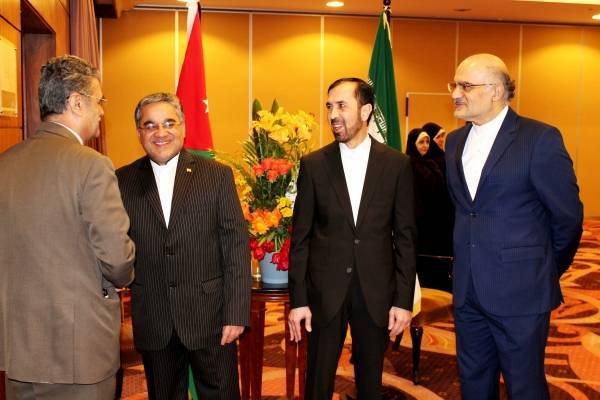 السفارة الإيرانيّة تحتفل بيومها الوطني بعمّان (صور)