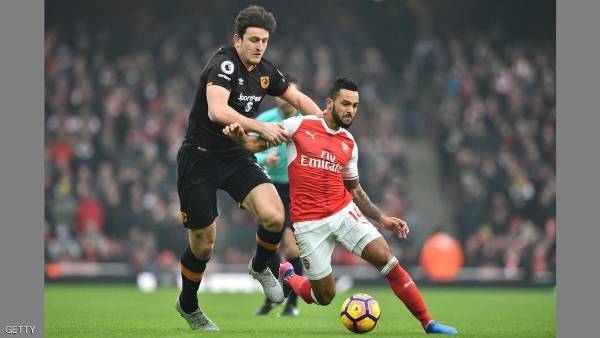 قزم وعملاق في لقاء أرسنال وهال سيتي