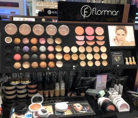 ارتفاع أسعار مواد التجميل والعطور 15