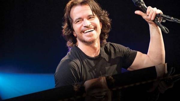 حفل مرتقب للفنان العالمي ياني يثير جدلًا في الأردن