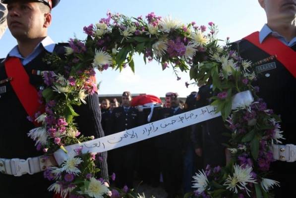 صور من تشييع جثمان الشهيد العمرو