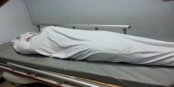 جريمة بشعة.. شخص يقتل آخر ويدفن جثته تحت باطون