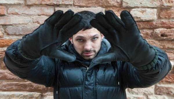 ساحر يتواجد في تدريبات برشلونة.. وهذا هو السبب