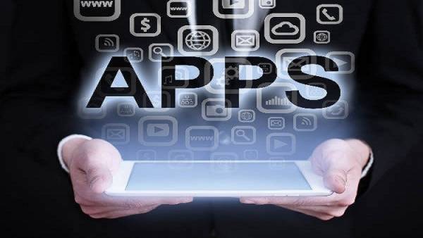 4 تطبيقات عليك حذفها فورا من هاتفك