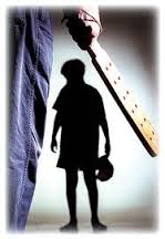 لاجئ سوري يقتل زوجته بوحشية ويدفنها داخل مغارة