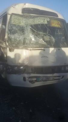 13 اصابة بحادث تصادم في الرصيفة  صور