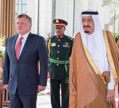 الملك سلمان سيحضر قمة الأردن