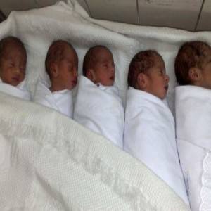 امرأة تنجب 69 طفلاً