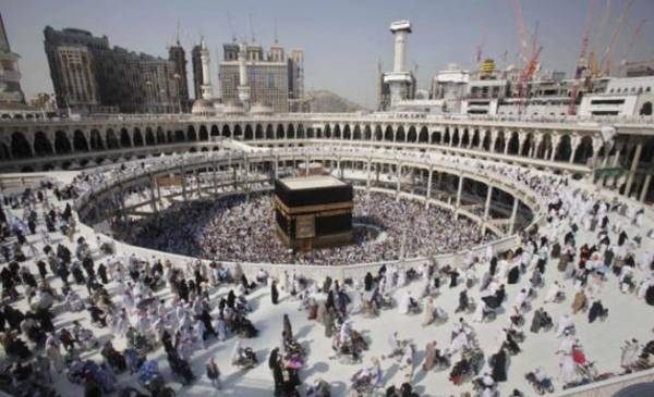 توجهات حكومية لعدم رفع كلف الحج