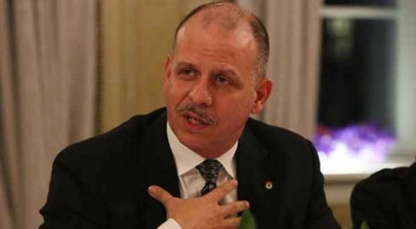 نائب الملك يستقبل قائد العمليات الخاصة الفرنسية