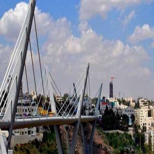 محاولة انتحار فتاة من أعلى جسر عبدون