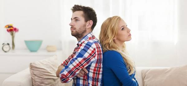 عبارات لا تقولها لزوجتك أبدا.. السابعة قد تودي بحياتك