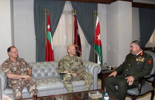 فريحات يستقبل رئيس أركان الجيش الأمريكي