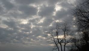 انخفاض درجات الحرارة وأمطار متفرقة الجمعة والسبت