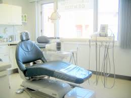 واقع مهنة طب الأسنان اليوم انعكاس الأوضاع الاقتصادية على المهنة