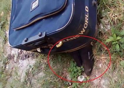 جريمة مُرعبة .. قتلوه وقطّعوه ووضعوه داخل حقيبه ... وألقوها على الرّصيف!