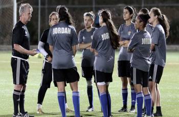 أول ملعب لكرة القدم النسائية في الأردن