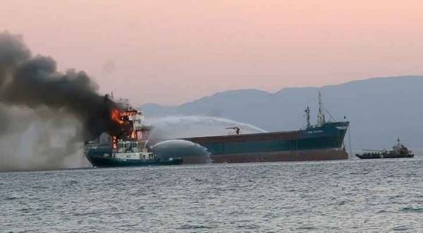 تحذير من إستمرار إحتجاز باخرتين بالعقبة (تفاصيل)