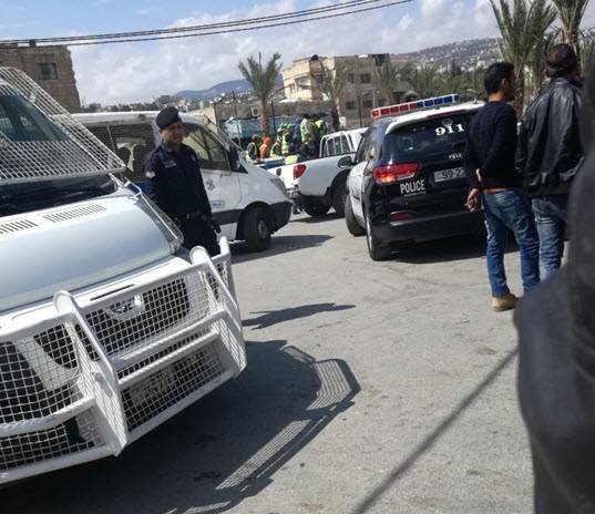 مواطنون يمنعون رؤساء لجان البلديات المعينين من دخول بلدياتهم في البادية الجنوبية (صور)