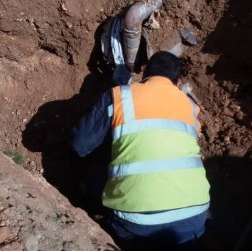 توقيف أشخاص اعتدوا على خط مياه