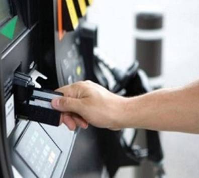 جديد الحكومة.. بطاقات للمحروقات