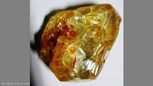 عثر على كنز وسلمه للحكومة