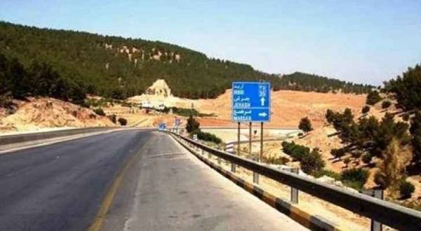 أزمة سير خانقة على طريق (عمان جرش) بعد تصادم 8 مركبات