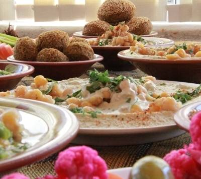 إجماع على رفع سعر الحمص والفلافل