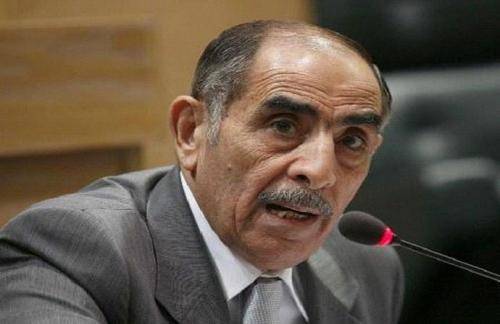 وزير الداخلية يزور الأحوال والجوازات