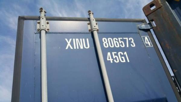 إحباط تهريب حاوية دخان أجنبي في ميناء العقبة ..صور