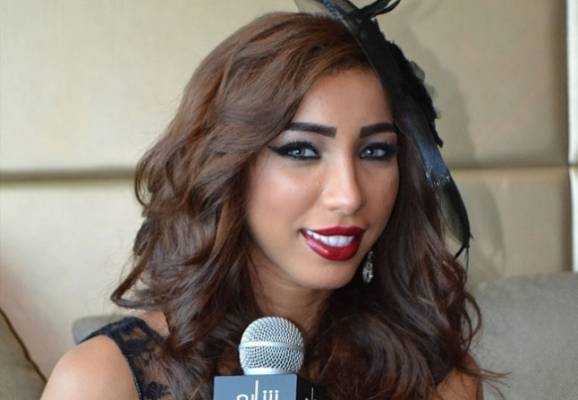 بالصور  فضيحة دنيا بطمة في يوم الأم تكشف كذبتها الكبيرة!!