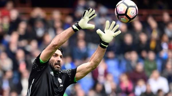 بوفون يخوض المباراة الـ 1000 في مسيرته