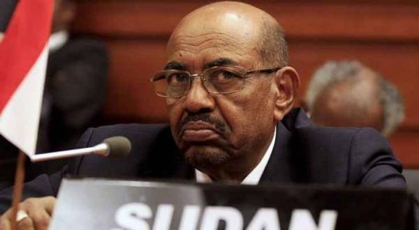 مصدر حكومي: الأردن لن يستجيب لطلب هيومن رايتس منع دخول البشير