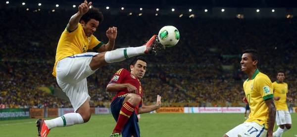 بالفيديو.. الهدف الأفضل في 2017 يعيد إلى الأذهان سلسلة من الأهداف المبهرة