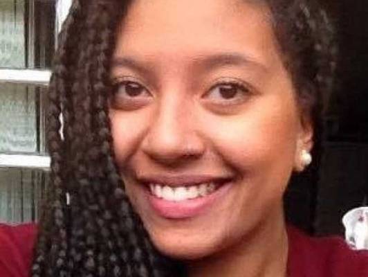 شاهد: ما فعلته هذه المعلمة البرازيلية جعلها نجمة بـالفيسبوك!