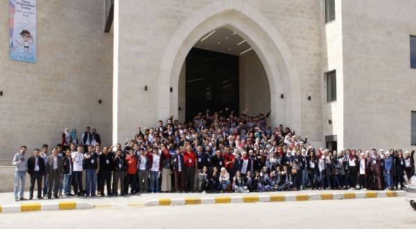 مسابقة مبرمجي المستقبل العربية بتنظيم تكنولوجيا التطبيقية تلقى نجاحاً كبيراً في عامها السادس  صور