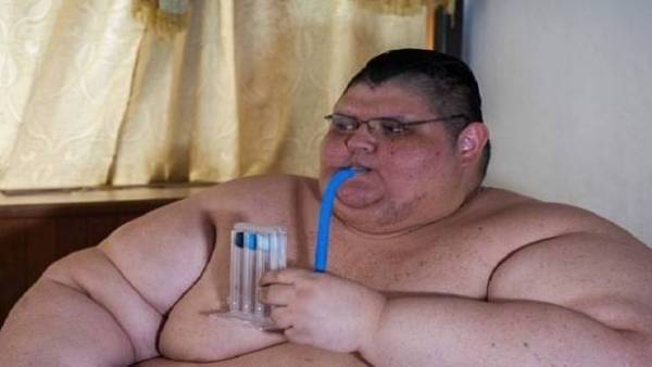 بالصور: بعد 6 سنوات في السرير.. هذا ما جرى لأسمن رجل بالعالم!