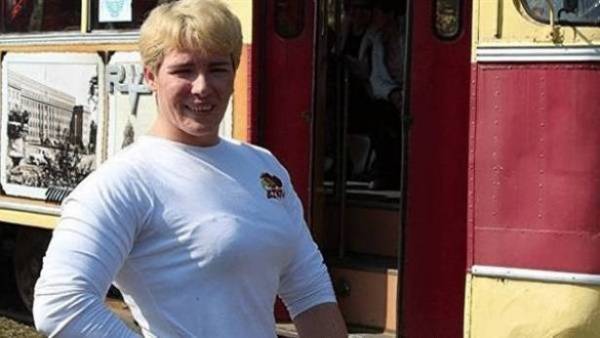 فيديو.. شاهد ماذا حدث لسائق اعترض طريق أقوى امرأة!