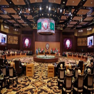 شخصيات وصحف عربية وأجنبية تشيد بنتائج وقرارات القمة العربية