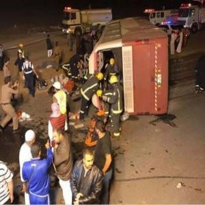 وصول طائرة تقل أخر مصاب بحادثة حافلة المعتمرين