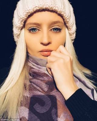 بالصور.. باربي الروسية تثير ضجة بسبب غرابة عينيها