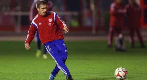 نجم بايرن ميونيخ يغضب (مناهضي اللجوء)