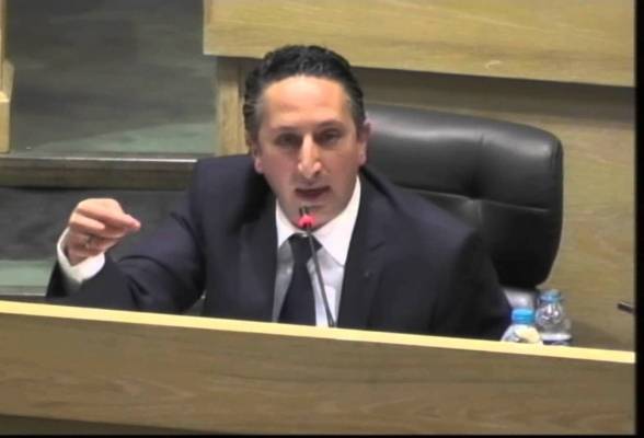 أبو رمان للنواب :سأوجه سؤالا كأسئلتكم لن يلقى لها بالآ .. والدغمي وجه كلامك للرئاسه