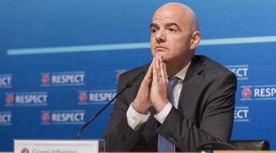 البرلمان الأوروبي يحقق مع رئيس الفيفا