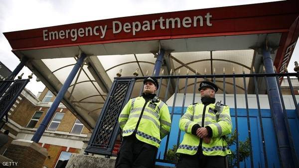 يبلغ الشرطة قبل كل علاقة عاطفية