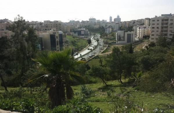 تعرف على حالة الطقس ليوم الخميس ما بين الأرصاد و طقس العرب